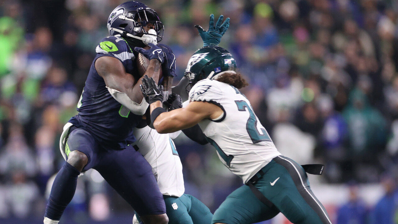 Philadelphia Eagles Suffer Third Consecutive Defeat, Losing Top Seed in NFC East to Dallas Cowboys