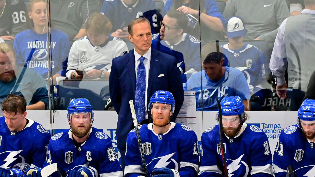 LightningCoach Jon Cooper stellt neuen NHLRekord auf