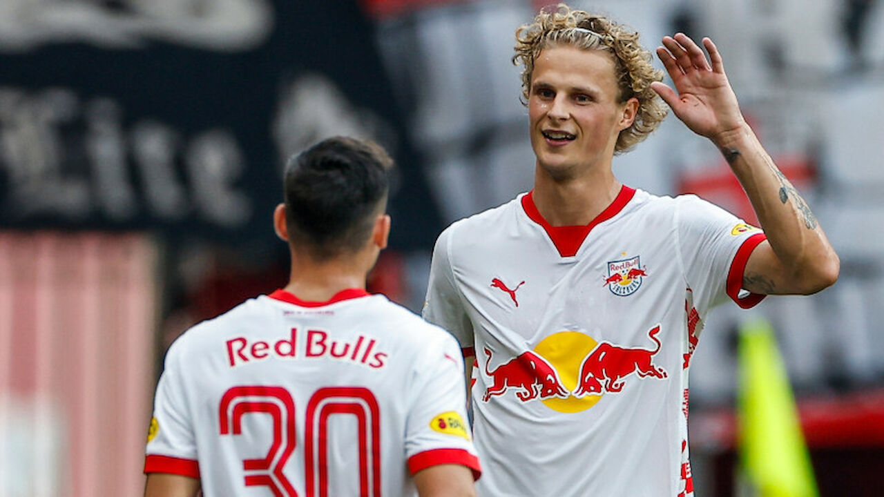 https://www.laola1.at/images/redaktion/images/Fussball/Bundesliga/Salzburg/2024-25/Kjaergaard-Jubel-mit-Gloukh-RBS_20122024_1340d_f_1280x720.jpg