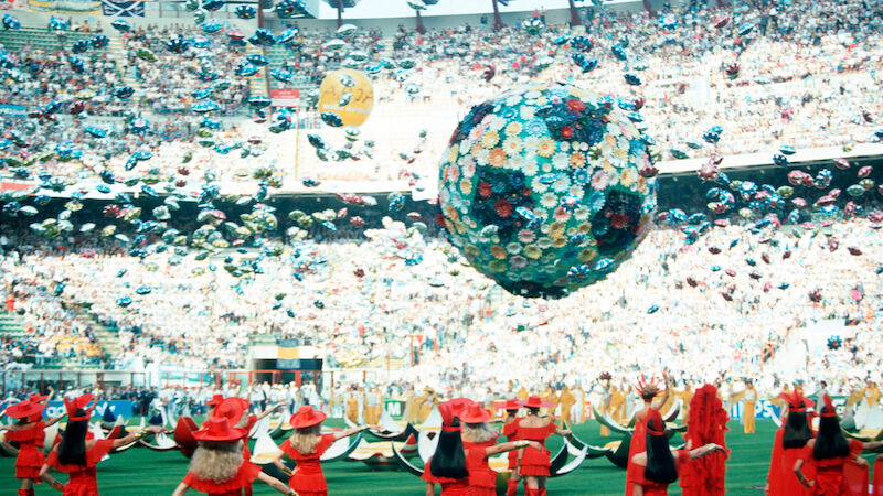 Die Eröffnungsfeier der WM 1990 im frisch renovierten San Siro