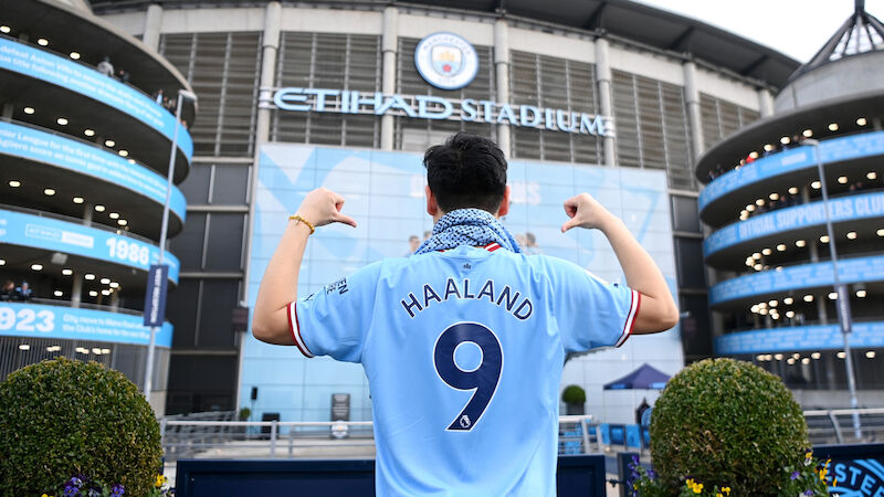 #16 MANCHESTER CITY