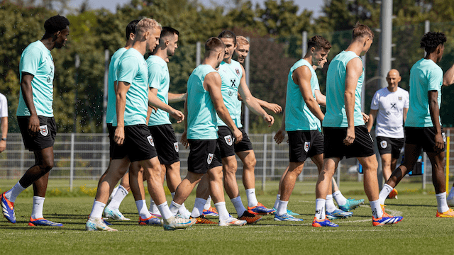 Debakel! ÖFB-Team musste Training auf Nebenplatz fortsetzen