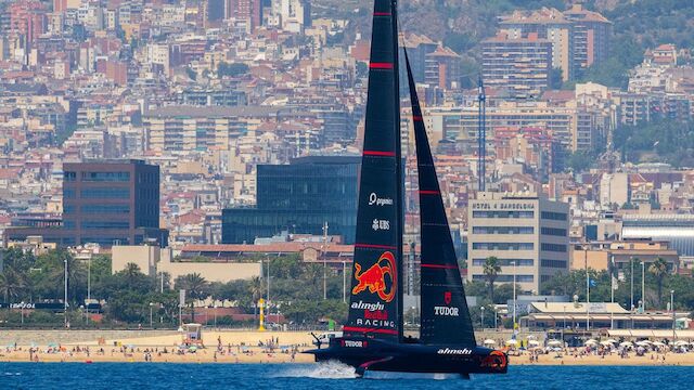 Außenseiter überraschen mit Auftaktsieg im America’s Cup