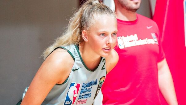 Sina Höllerl will in Phoenix WNBA-Scouts beeindrucken